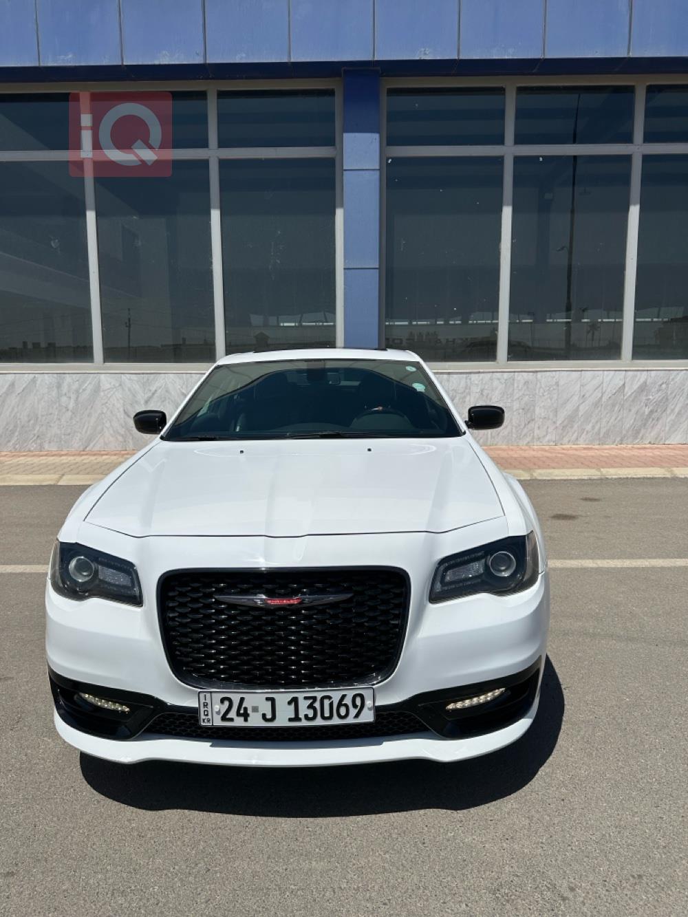 کرایسلەر 300